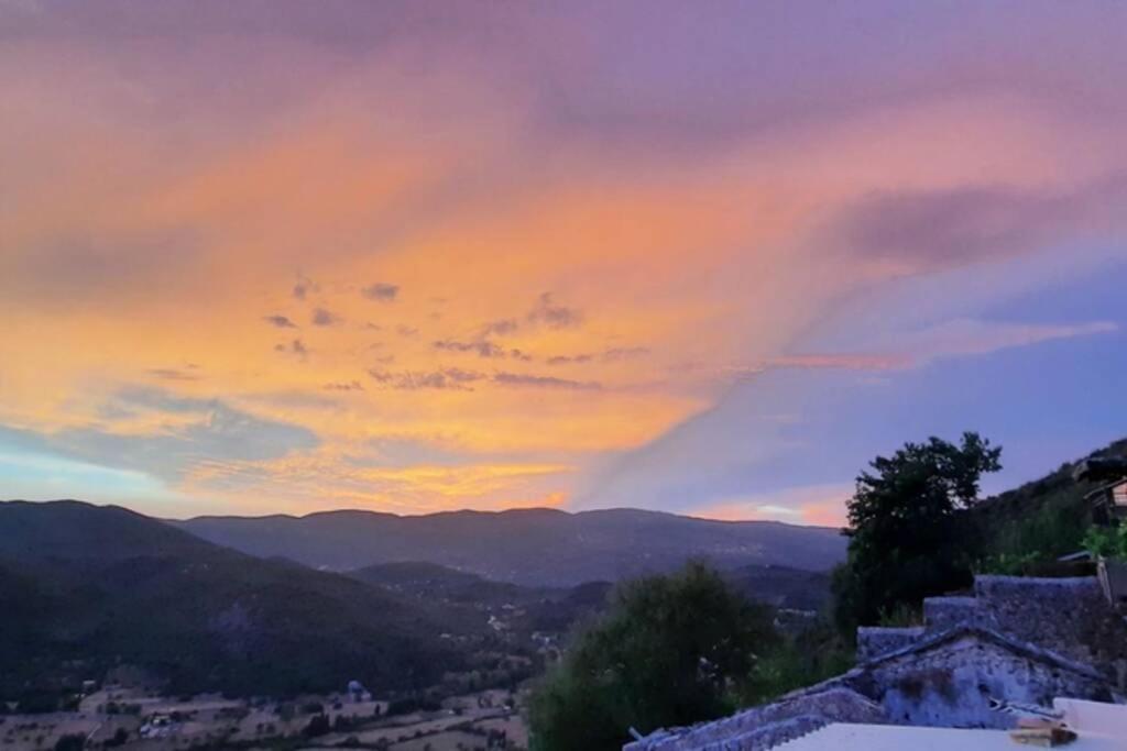 Manto Apartments Lefkada Evgiros Eksteriør bilde