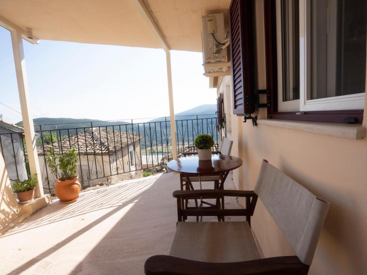 Manto Apartments Lefkada Evgiros Eksteriør bilde