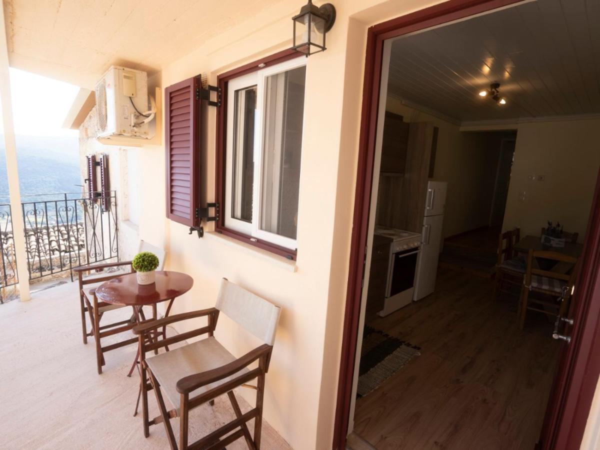 Manto Apartments Lefkada Evgiros Eksteriør bilde